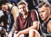 包含西亚卡姆回归赛场，逆转首场状态亮眼，TL观众沸腾！的词条