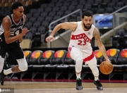 包含西亚卡姆赛事官方发布比分优势明显新规，篮网争议不断！的词条